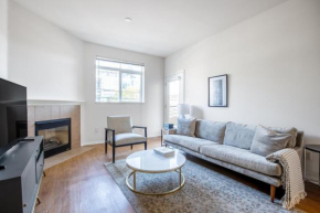 Marina Del Rey 2BR w WD Gym Pool nr Beach LAX-355